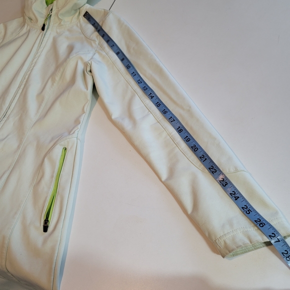 Mondetta Performance Jacket - Picture 6 of 10